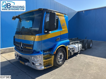 Podvozek s kabinou MERCEDES-BENZ Actros 2443