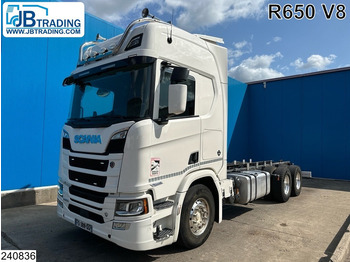 Podvozek s kabinou SCANIA R 650