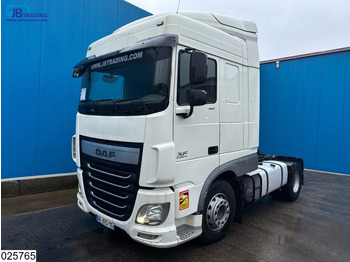 Tahač DAF XF 460