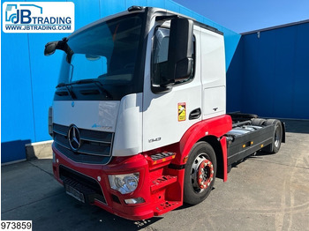 Tahač MERCEDES-BENZ Actros 1843