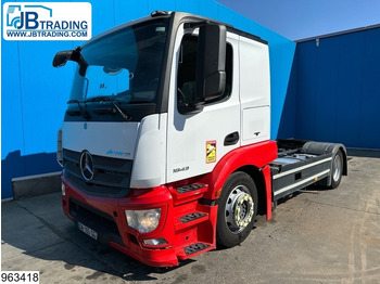Tahač MERCEDES-BENZ Actros 1843