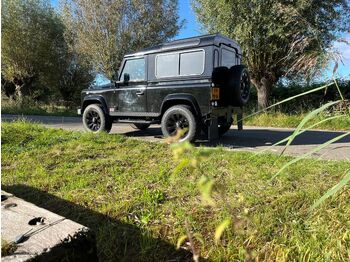 Osobní auto LAND ROVER