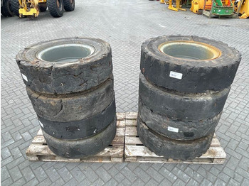 Pneumatiky a ráfky LIEBHERR