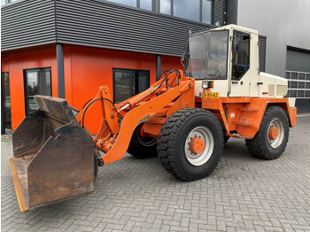 Kolový nakladač Schaeff SKS 661: obrázek 2