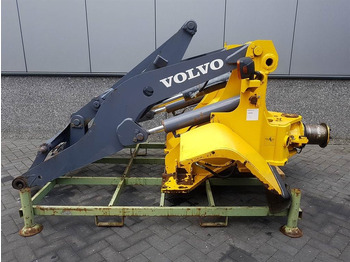 Výložník VOLVO