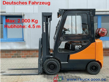 Plynový vysokozdvižný vozík DOOSAN