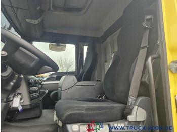 Interior photo 1: Hákový nosič kontejnerů, Auto s hydraulickou rukou MAN TGS 26.320 Meiller RK 2070+ Kran MKG HLK 177+FB