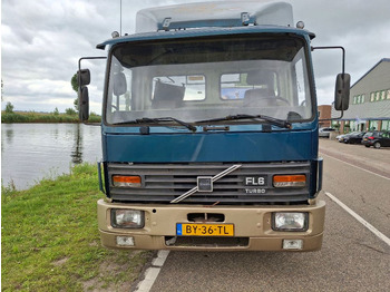 Podvozek s kabinou Volvo FL611: obrázek 2