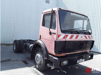 Podvozek s kabinou MERCEDES-BENZ SK 1722