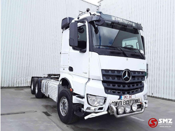 Tahač MERCEDES-BENZ Arocs 3351