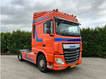 Tahač DAF XF 440