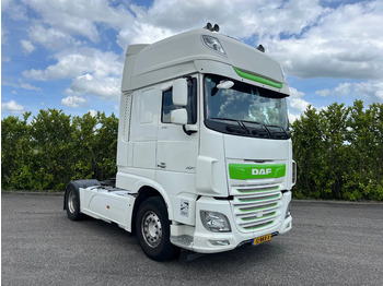 Tahač DAF XF 530