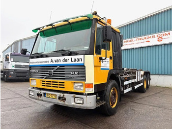 Hákový nosič kontejnerů VOLVO FL12 380