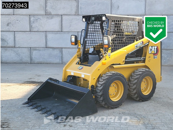 Smykový nakladač CATERPILLAR 216B3