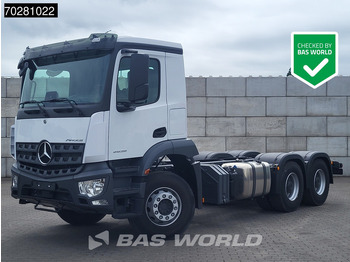 Podvozek s kabinou MERCEDES-BENZ Arocs 2636