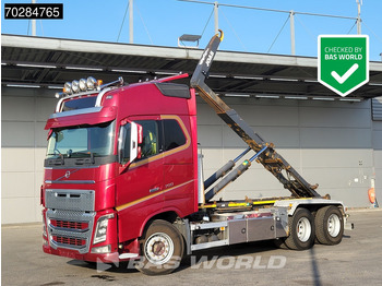 Hákový nosič kontejnerů VOLVO FH16 700