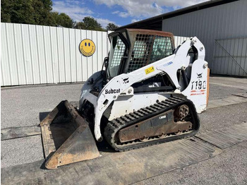 Smykem řízený nakladač pásový BOBCAT T190