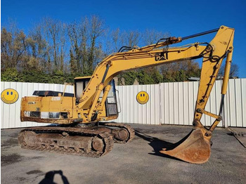 Pásové rýpadlo CATERPILLAR E120B