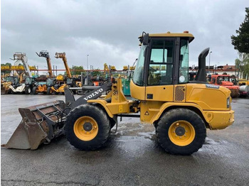 Kolový nakladač Volvo L30G: obrázek 4