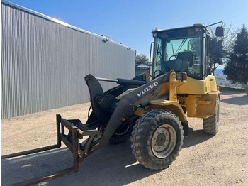 Kolový nakladač Volvo L30Z: obrázek 2