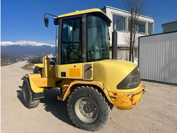 Kolový nakladač Volvo L30Z: obrázek 3