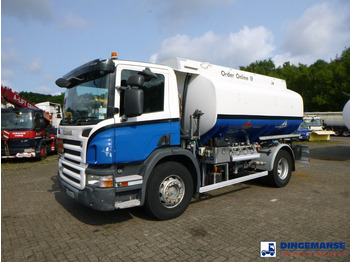 Cisternové vozidlo SCANIA P 230