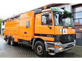 Čistič odpadových jam MERCEDES-BENZ Actros 2653