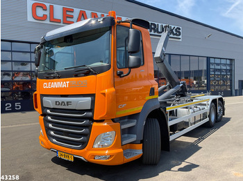 Hákový nosič kontejnerů DAF CF 430
