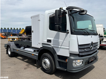 Hákový nosič kontejnerů Mercedes-Benz Atego 1218 Euro 6 Manual 7 Ton haakarmsysteem: obrázek 3