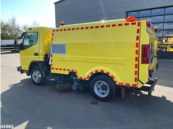 Zametací vůz Mitsubishi Canter 7C15 Brock sweeper Just 94.095 km!: obrázek 4