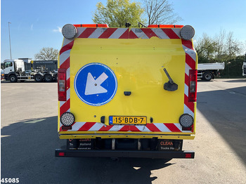Zametací vůz Mitsubishi Canter 7C15 Brock sweeper Just 94.095 km!: obrázek 5