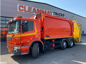 Vůz na odvoz odpadků SCANIA P