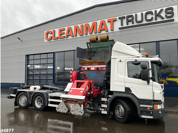 Vůz na odvoz odpadků SCANIA P