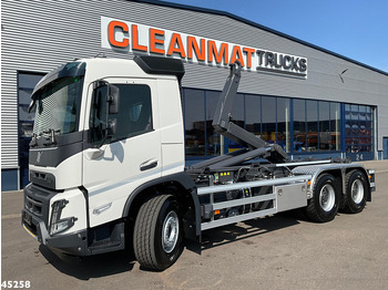 Hákový nosič kontejnerů VOLVO FMX 430