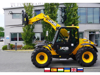Teleskopický manipulátor JCB