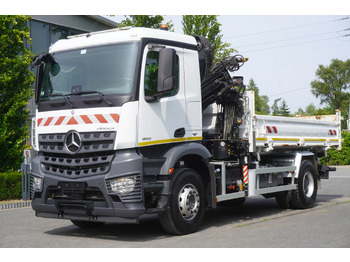 Nákladní automobil valníkový/ Plošinový, Auto s hydraulickou rukou MERCEDES-BENZ Arocs 1833 / 87,000 km!!! / Hds HIAB X-DUO 128 B-2 / three-sided tipper: obrázek 3