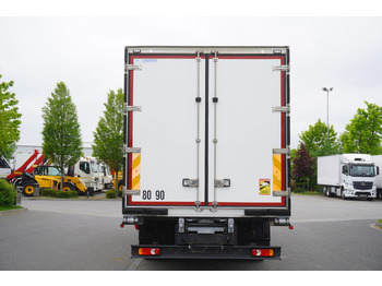 Chladírenský nákladní automobil pro dopravu masa RENAULT D13 / 140 tho km !!! / Meat hook refrigerator / Thermoking T800R / 2 units: obrázek 4