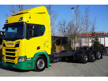 Podvozek s kabinou SCANIA R 650