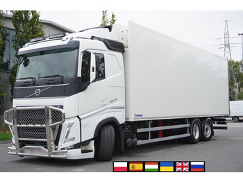 Chladírenský nákladní automobil VOLVO