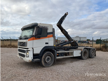 Hákový nosič kontejnerů VOLVO FM12