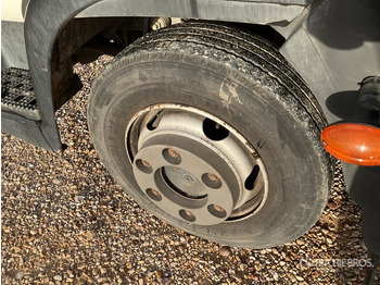 Skříňový nákladní auto 2012 Iveco Eurocargo 75E18 4x2 Van Truck: obrázek 5