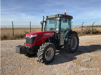 Traktor MASSEY FERGUSON 3600 series