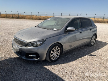 Osobní auto PEUGEOT