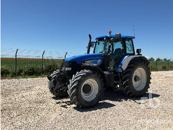 Traktor NEW HOLLAND TM190
