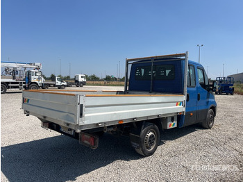 Dodávka valník 2016 Iveco Daily 35S11 Crew Cab Flatbed Truck: obrázek 3