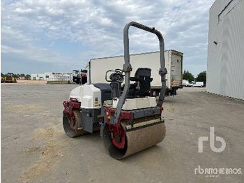 Silniční válec DYNAPAC CC1300 Compacteur Vibrant Tandem: obrázek 2