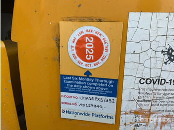 Kloubová plošina 2008 Haulotte HA16PX 4WD Diesel Articulating Boom Lift: obrázek 5