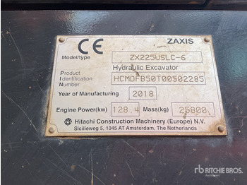 Pásové rýpadlo HITACHI ZX225USLC-6