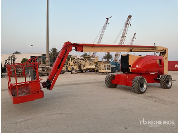 Kloubová plošina JLG