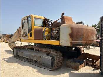 Pásové rýpadlo Komatsu PC400-8R: obrázek 4